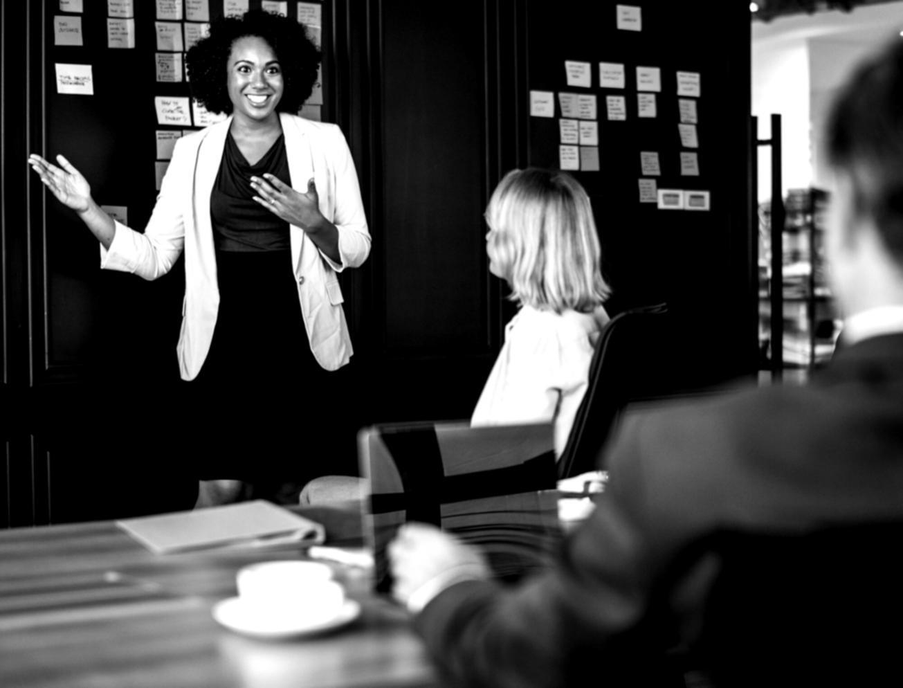 Individuelle Beratung und persönliche Finanzplanung im Gespräch